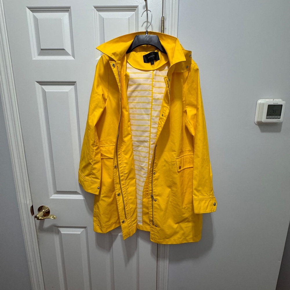J Crew Yellow Trench Coat with Hood and Water-Resistant Fabric size large - Picture 2 of 7